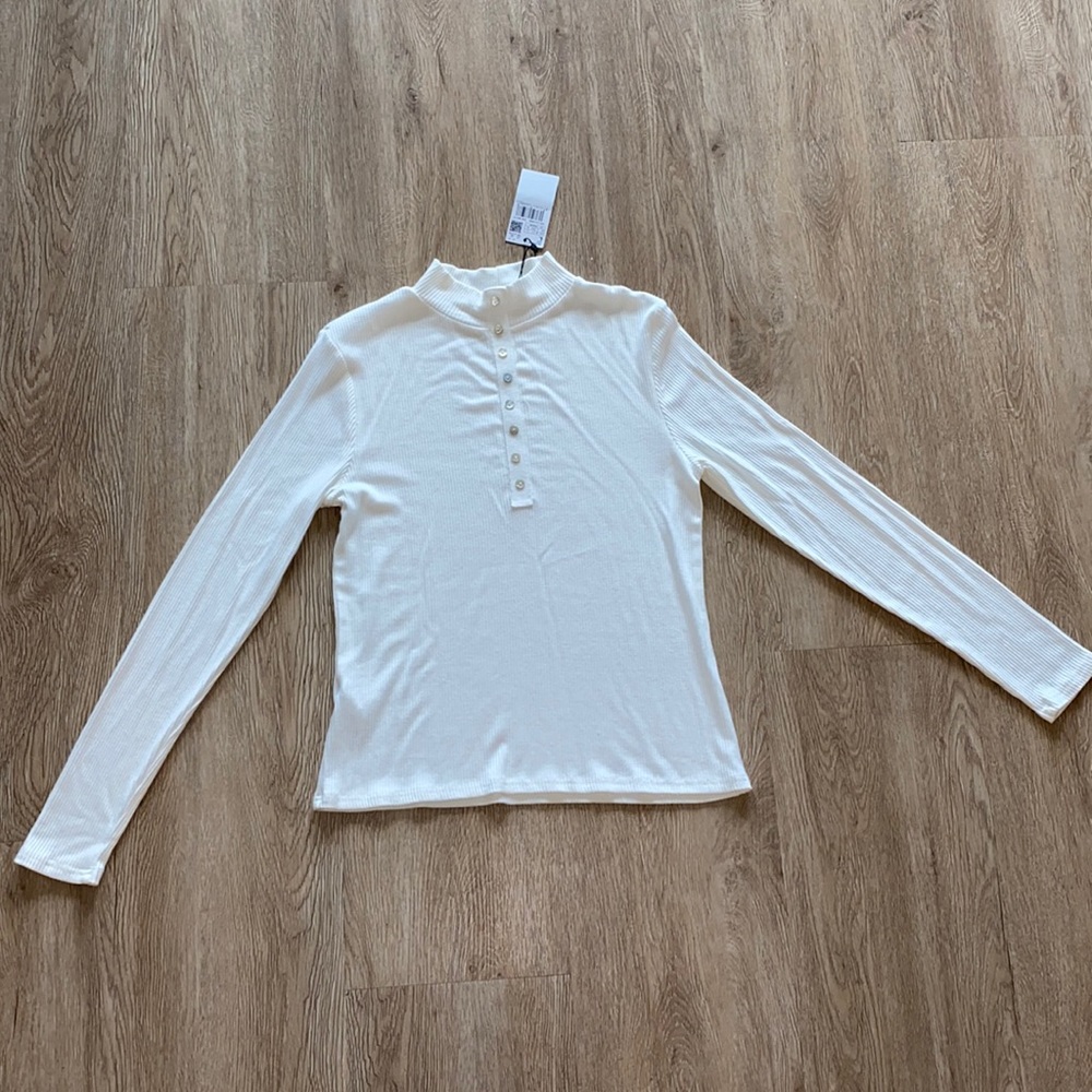 High neck ribbed shirt
